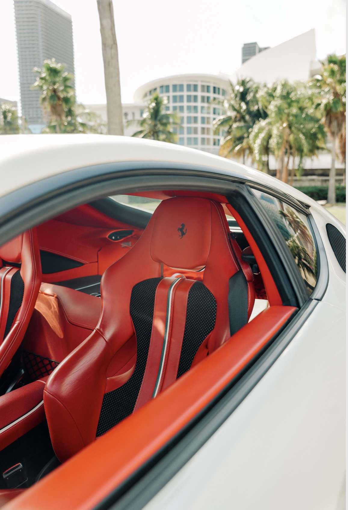Ferrari 812 SuperFast Rental in Miami thumbnail 5