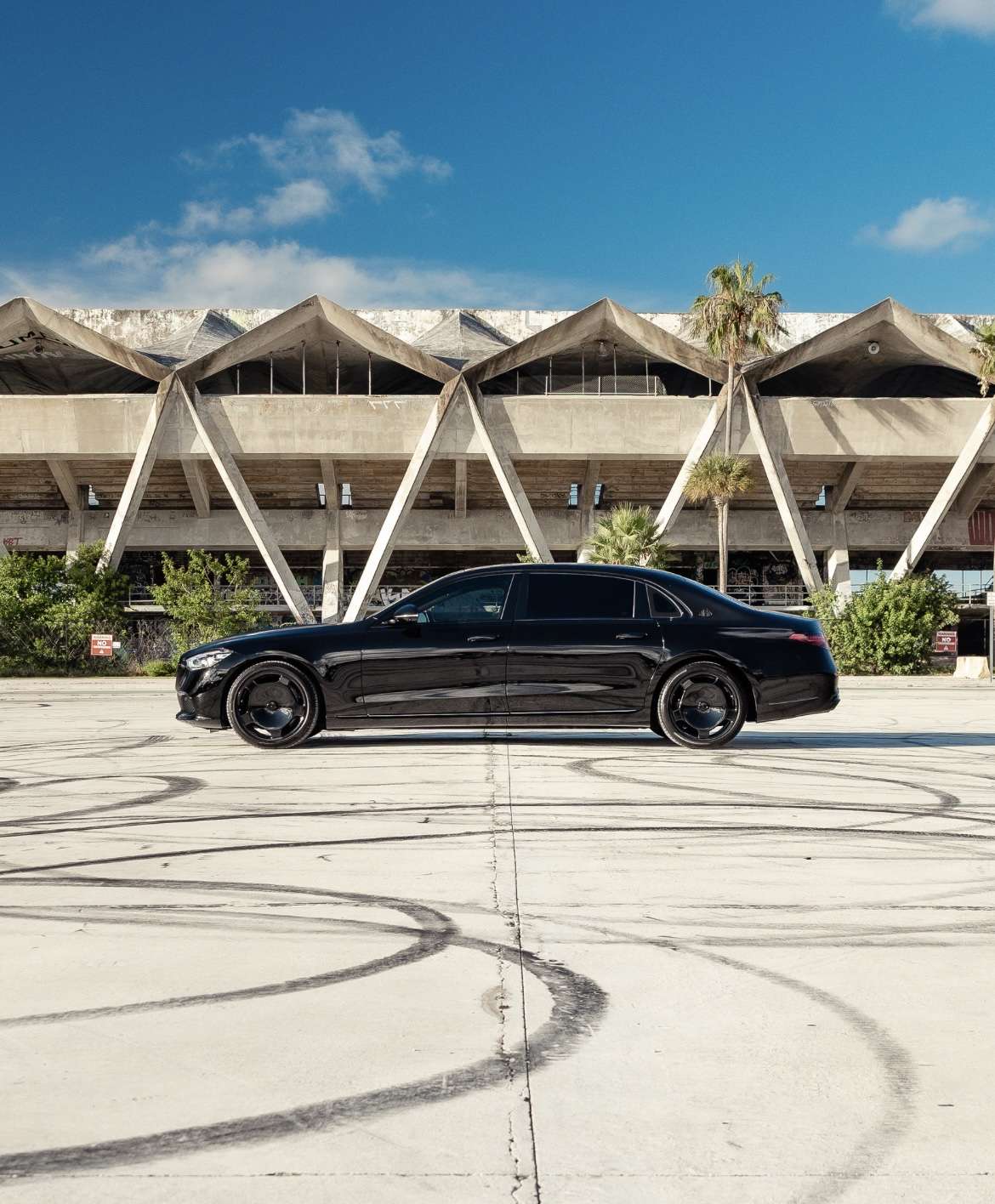 Mercedes Maybach S Class Rental in Miami thumbnail 2