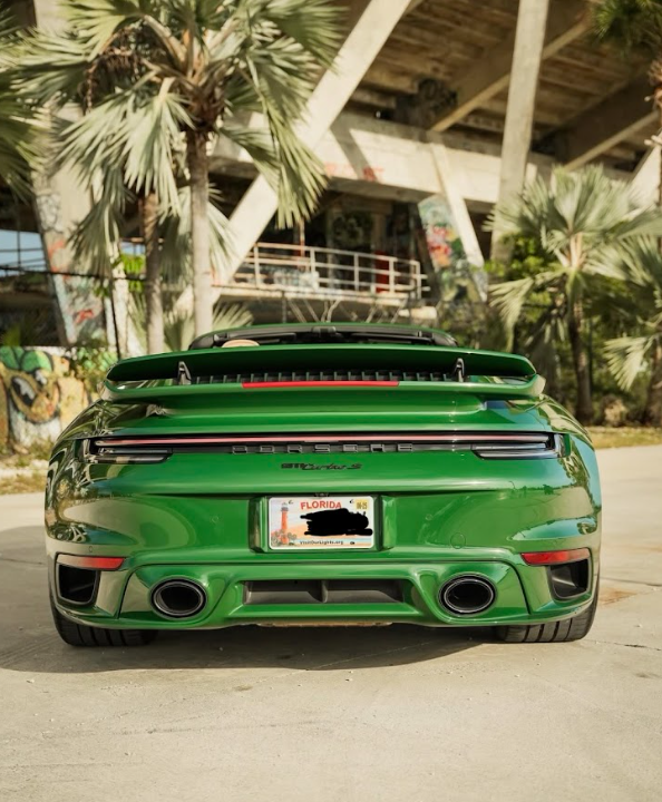 Porsche 911 Turbo Rental in Miami thumbnail 3