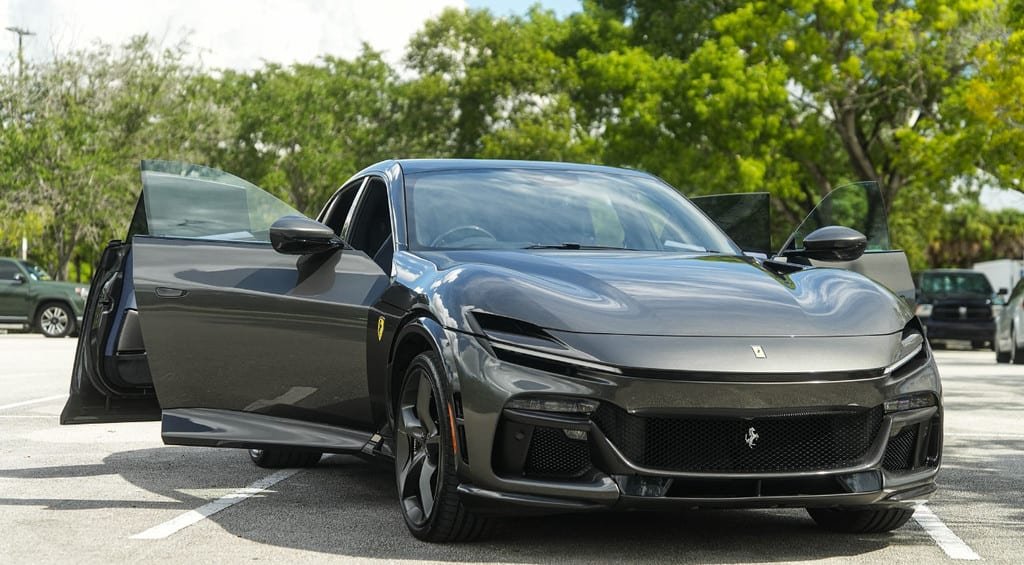 Ferrari Purosangue